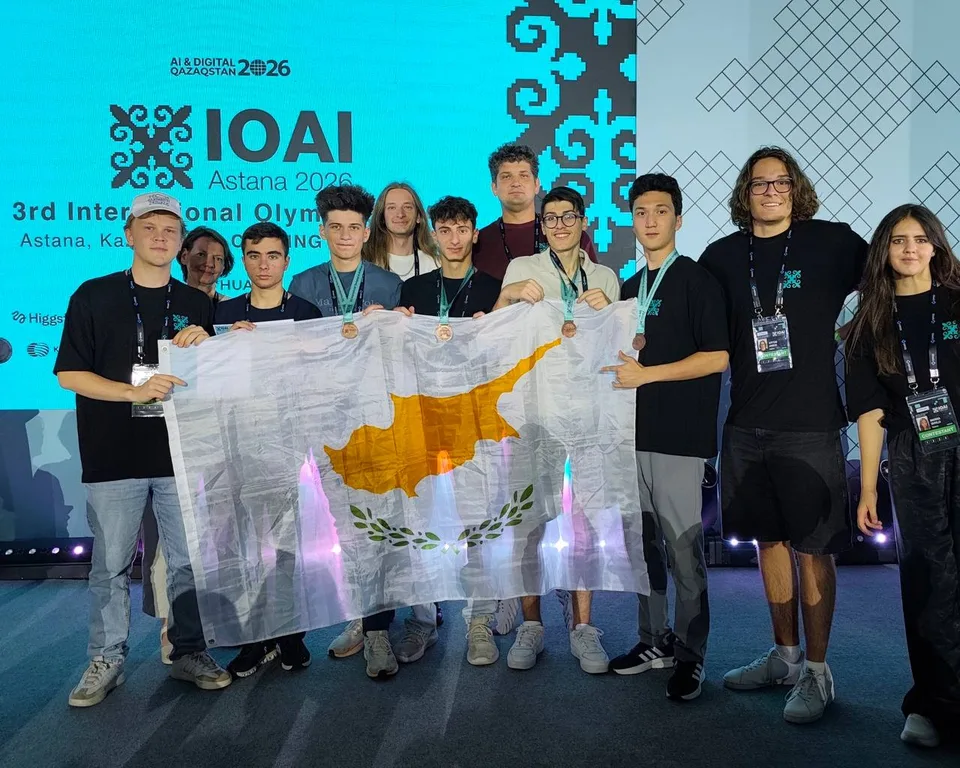 Стипендиаты TLF завоевали медали на первой для Кипра IOAI